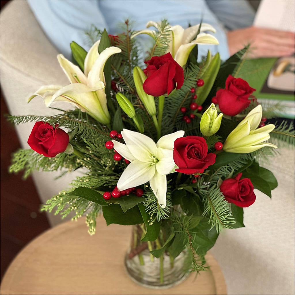 Sparkling Snowflakes Bouquet –  Flowers Within Hours, Palos Heights IL